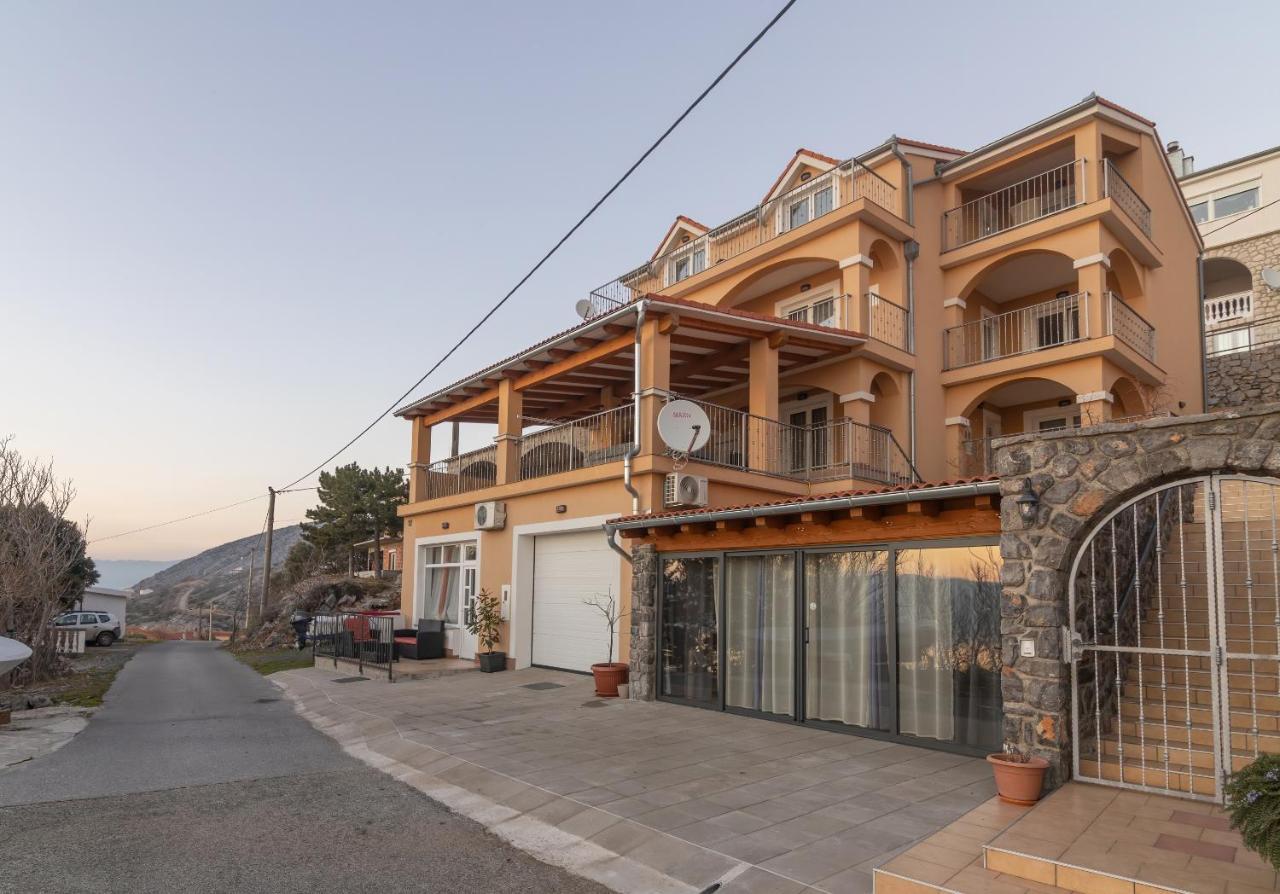 Apartments Lucia Senj Zengg Kültér fotó