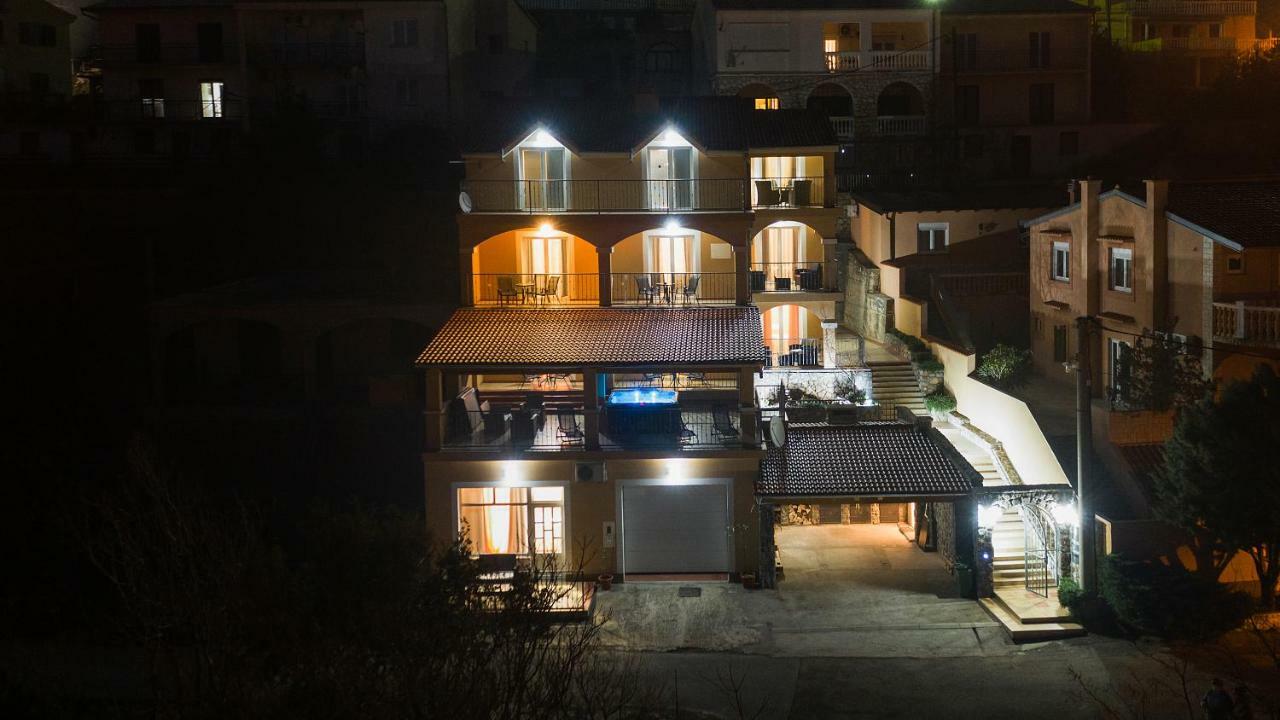 Apartments Lucia Senj Zengg Kültér fotó